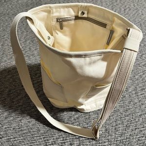 Everlane Lantern Tote Bag